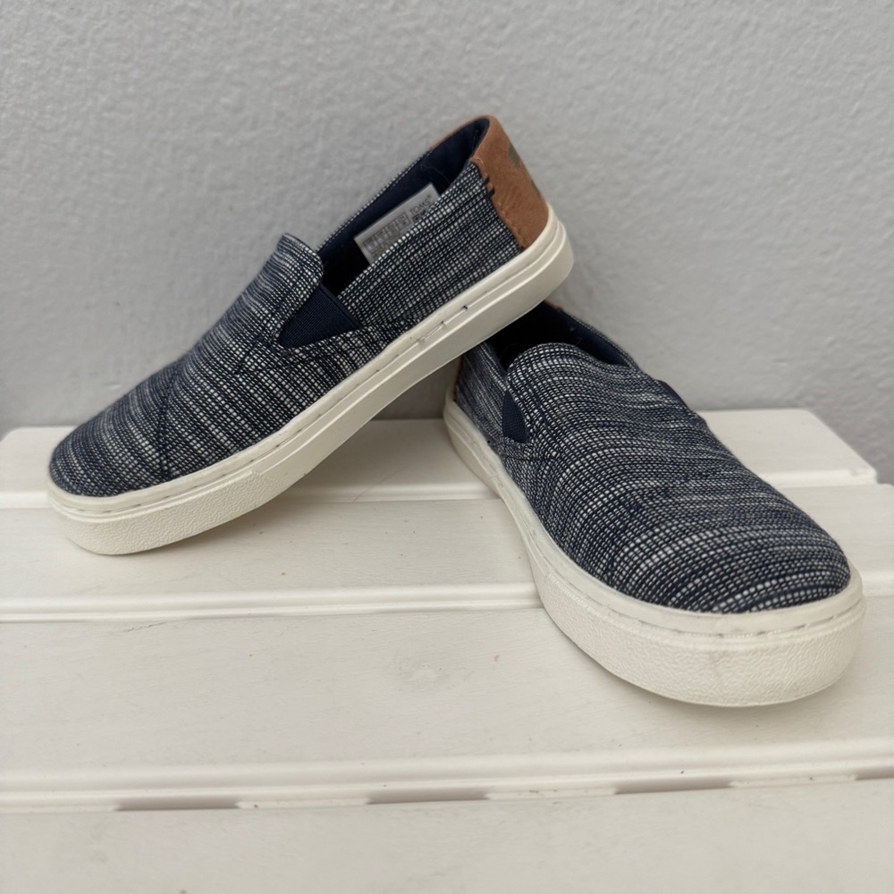 TOMS Toddler Sz 12 Luca Navy Blue Denim Chambray Slip On Shoes Sneakers VGC